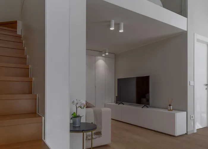 Dinamia Citylife Milan