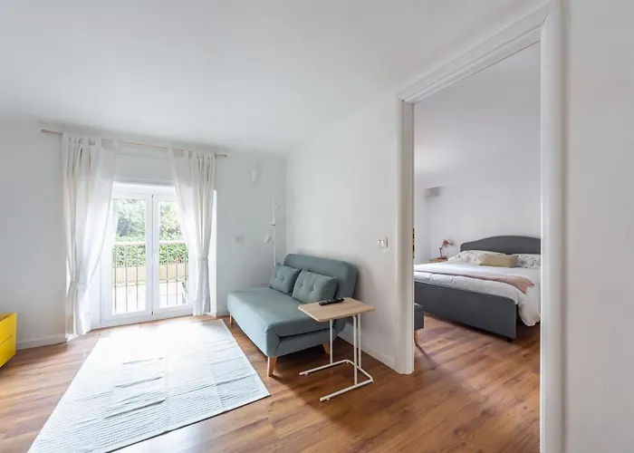 Guesthost - Cozy X4 - 600 M Far From M3 Affori Fn * ミラノ