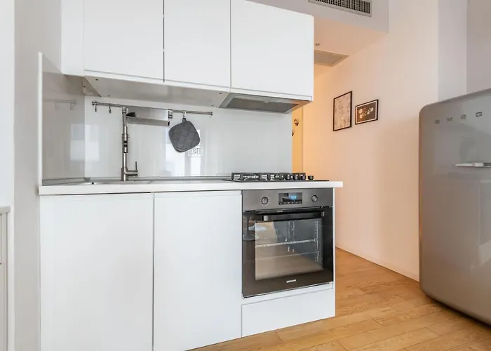 Easylife - - Castaldi 25 - Porta Venezia * Milan