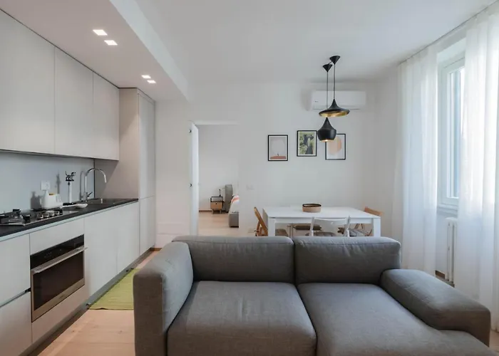 Easylife - Moderno Bilocale A Due Passi Dai Bastioni Di Porta Venezia E Dallo Splendido Parco Cittadino Indro Montanelli *