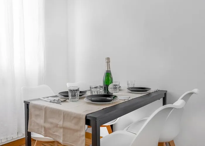 Duomo 7 Minuti Exclusive Vercelli Apartamento *