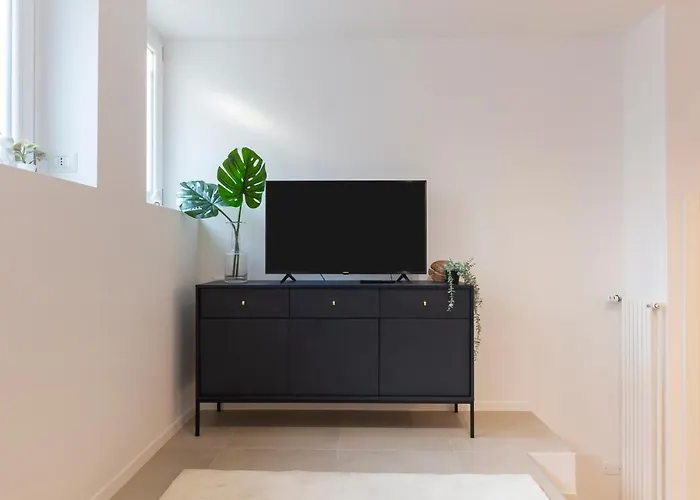 I Host - Val Strona *