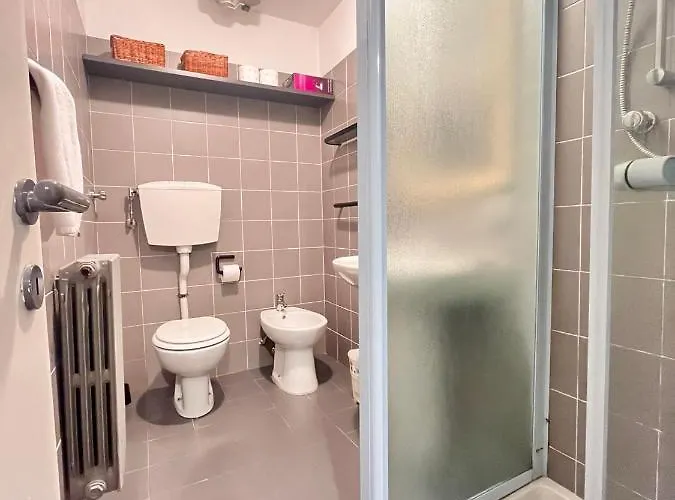 Kibilu - Via Guido D'arezzo * מילאנו