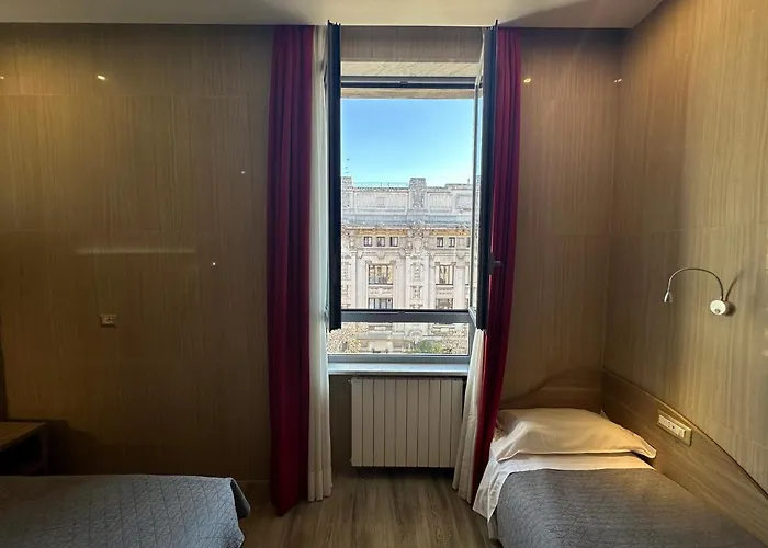 Midway Отель Милан