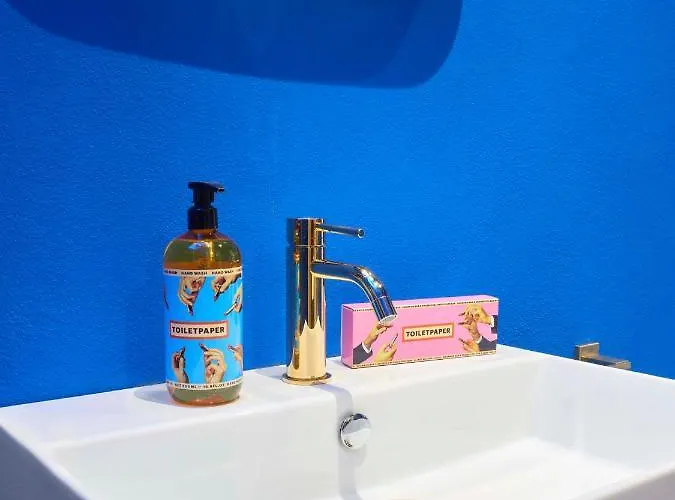 Toiletpaper Living Canonica Milano