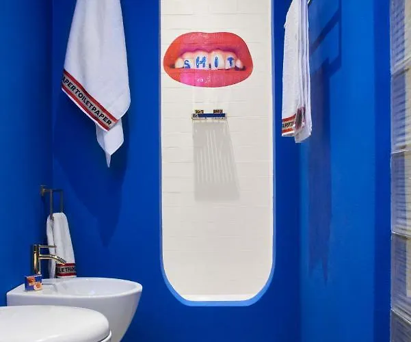 Lägenhet Toiletpaper Living Canonica Milano