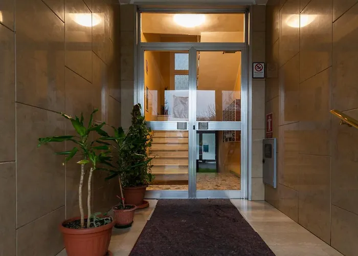 The - Floor Apartman *