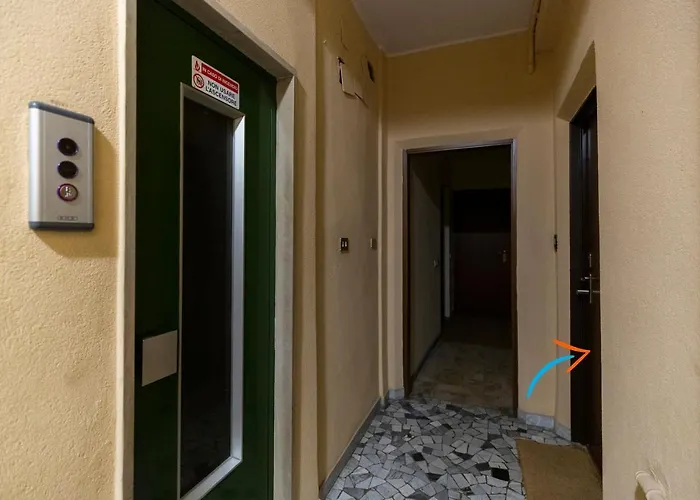 The - Floor Apartman