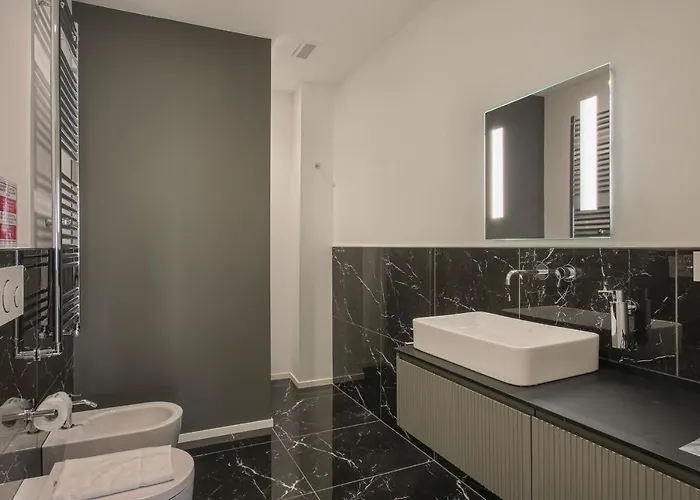 Lovely Apartment-hosted By Sweetstay 아파트 *