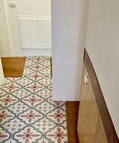 The Small White House In Apartmán Milán