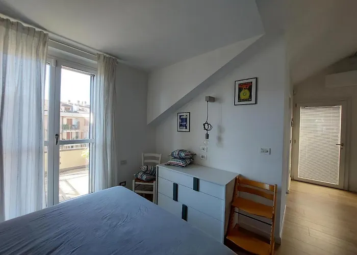 Mansarda Olgiati Zona Navigli Apartment Milan