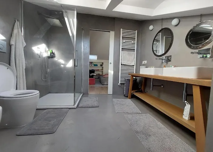 Appartamento Mansarda Olgiati Zona Navigli *