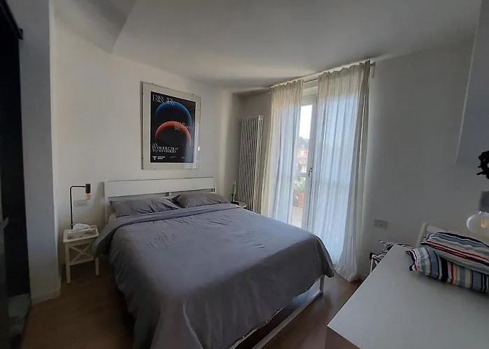 Apartment Mansarda Olgiati Zona Navigli *