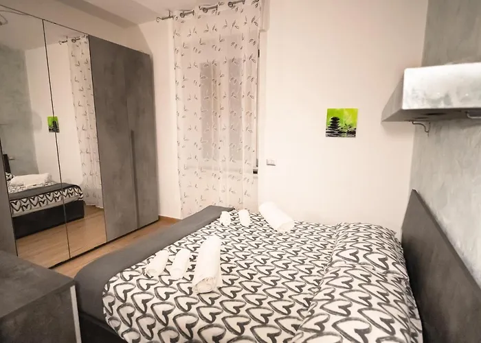 Apartment N&ghomesweethome Raffaelloelegante Ideale Affari