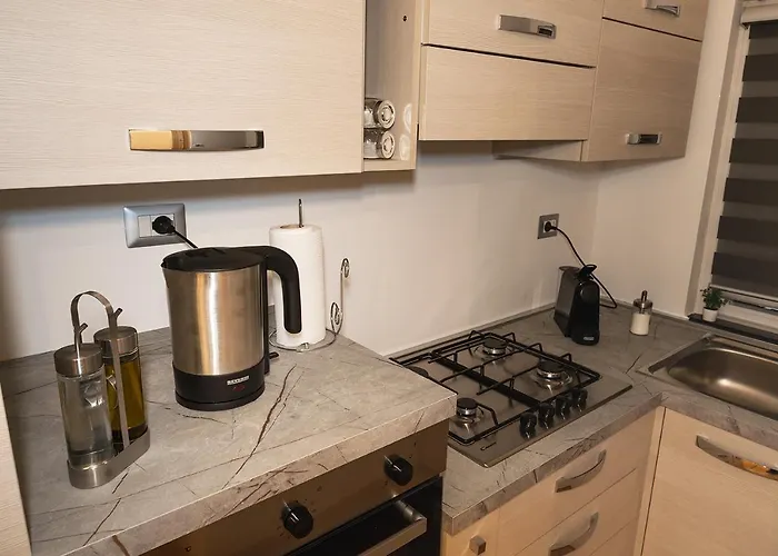 N&ghomesweethome Raffaelloelegante Ideale Affari Mailand