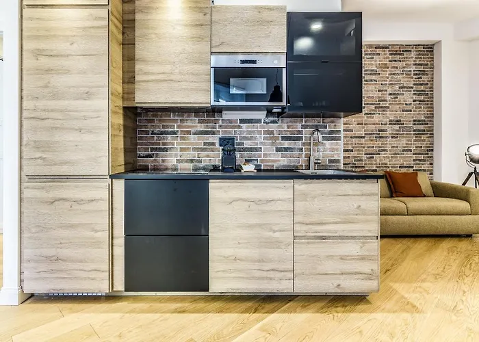 Beplace In San Babila Apartman