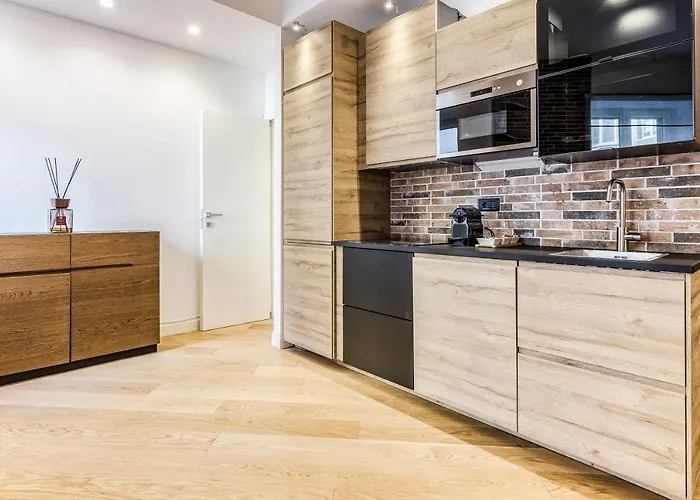 Beplace In San Babila *