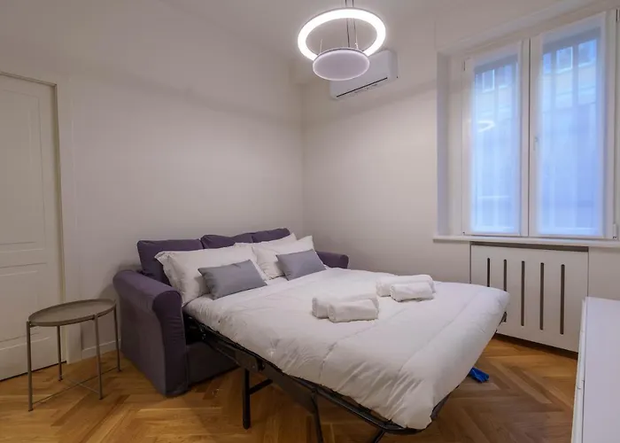 公寓 Porta Venezia-trilocale-luxury Con Wifi-neflix