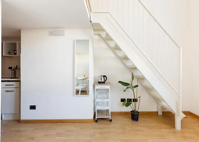 Guesthost - Apts Milano-corso Magenta