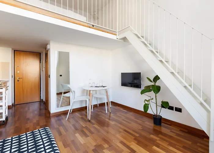 Guesthost - Apts Milano-corso Magenta Lejlighed *