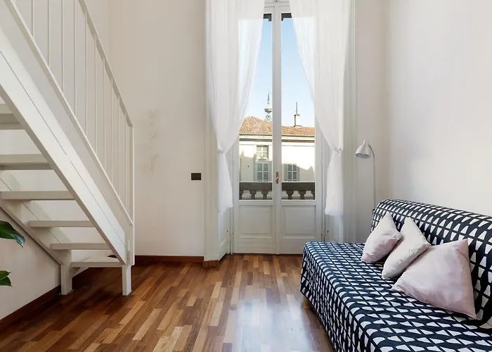 Guesthost - Apts Milano-corso Magenta *