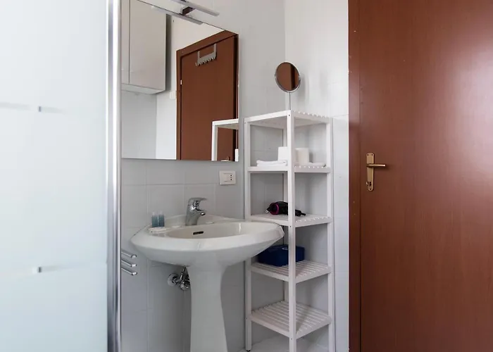 San Siro Stadium - Youhosty * 米兰