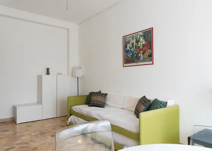 San Siro Stadium - Youhosty * 米兰