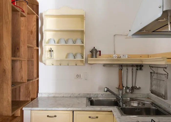 Youhosty - Ponte Vetero 21