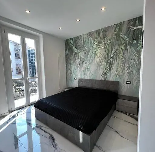 Luxury Carrara