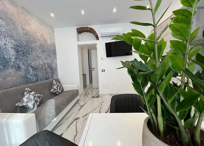 Apartment Luxury Carrara