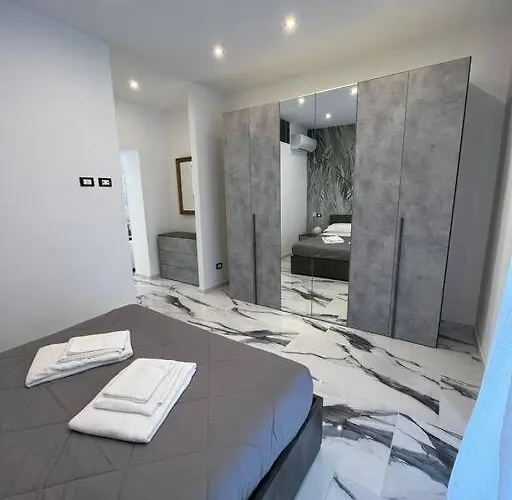 Luxury Carrara Milan