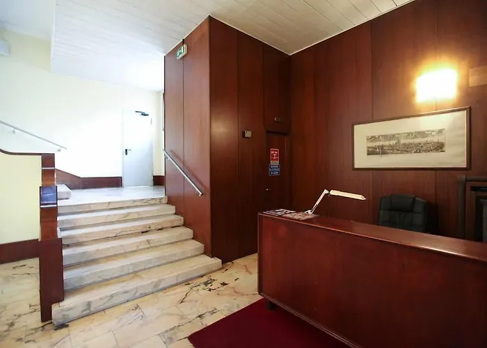 Corso Garibaldi 72 *