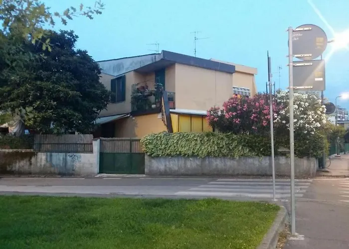 Vicino Allo Stadio Di San Siro E Fiera *