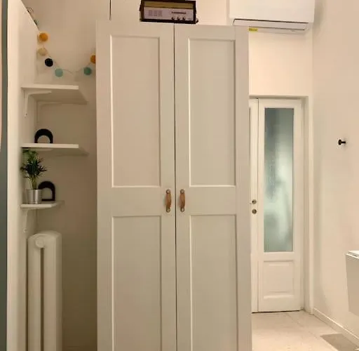 Stylish Flat In Porta Romana-fondazione Prada Διαμέρισμα *