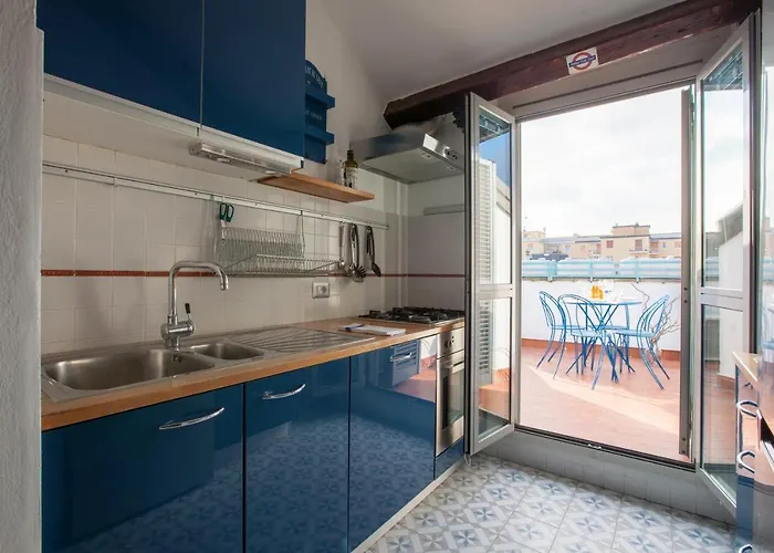 Guesthost - The Cosy Terrace Of Milano- Via Sardegna *