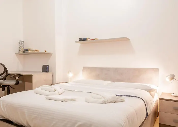 Bnbutler - Pellegrino Rossi, 42 - Ampio E Comodo Per 5 Appartamento *