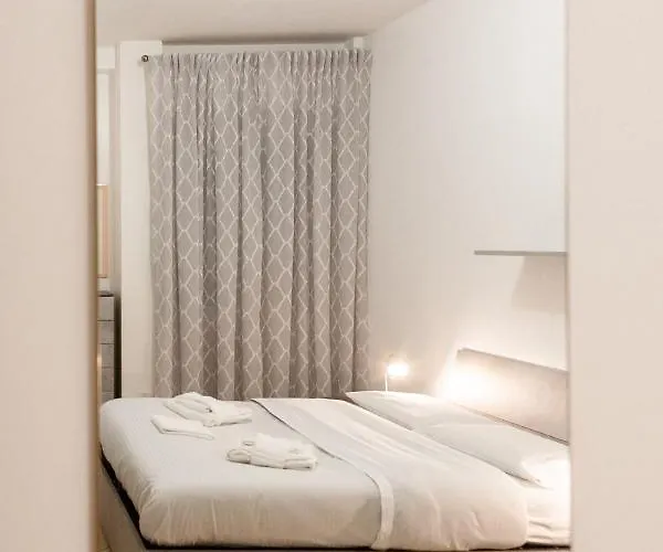 Bnbutler - Pellegrino Rossi, 42 - Ampio E Comodo Per 5 아파트 밀라노