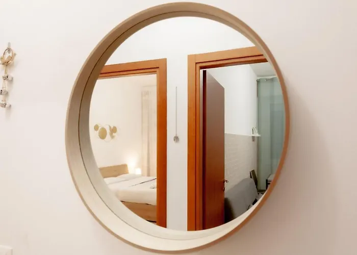 Bnbutler - Pellegrino Rossi, 42 - Ampio E Comodo Per 5 아파트