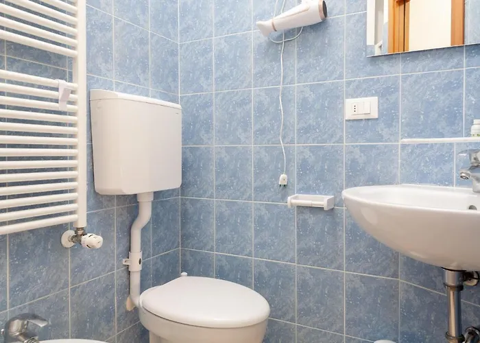 Bnbutler - Pellegrino Rossi, 42 - Ampio E Comodo Per 5 아파트 밀라노