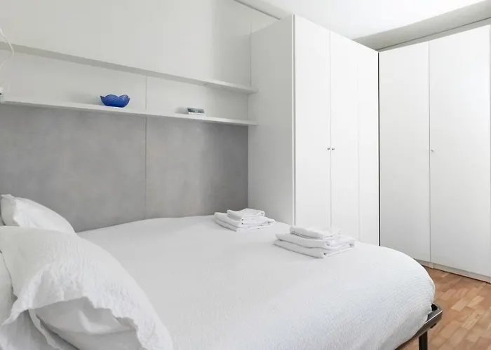 Italianway Easy - Piero Della Francesca 19 A 아파트