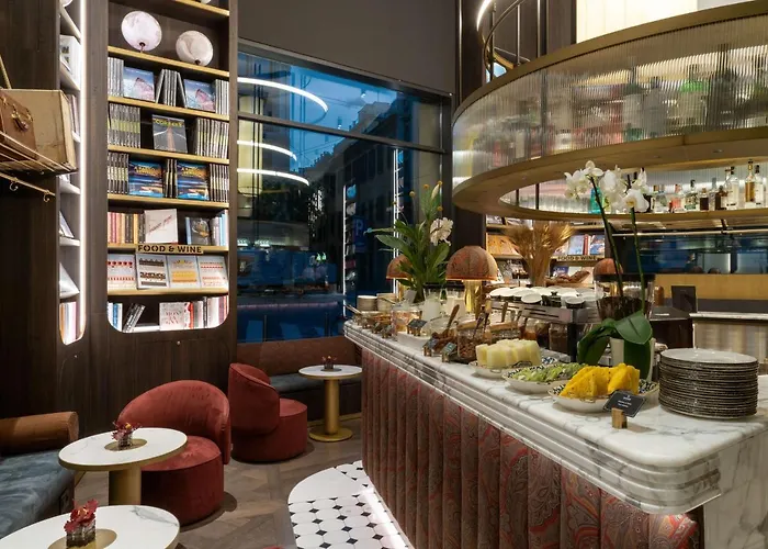 Palazzo Touring Club Milan, A Radisson Collection Милан