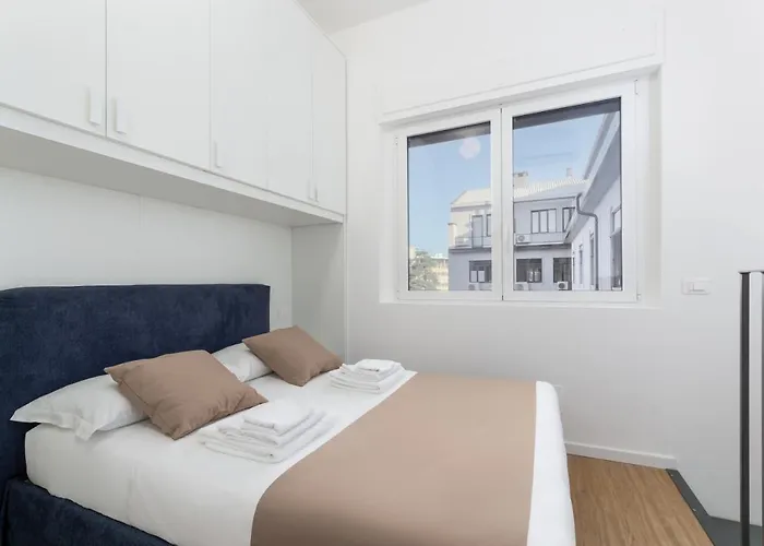 Appartamento Casa Da Mirabello Milano