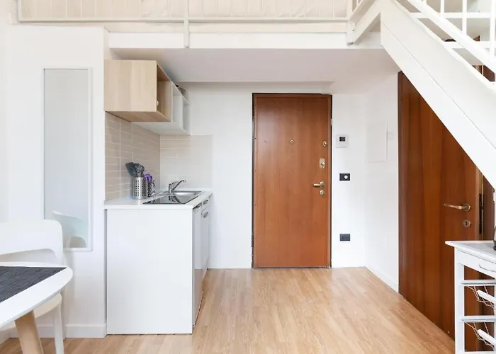 Guesthost - Apts Milano-corso Magenta *