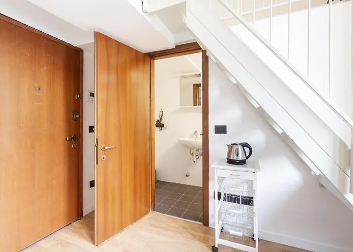 Guesthost - Apts Milano-corso Magenta Lejlighed *