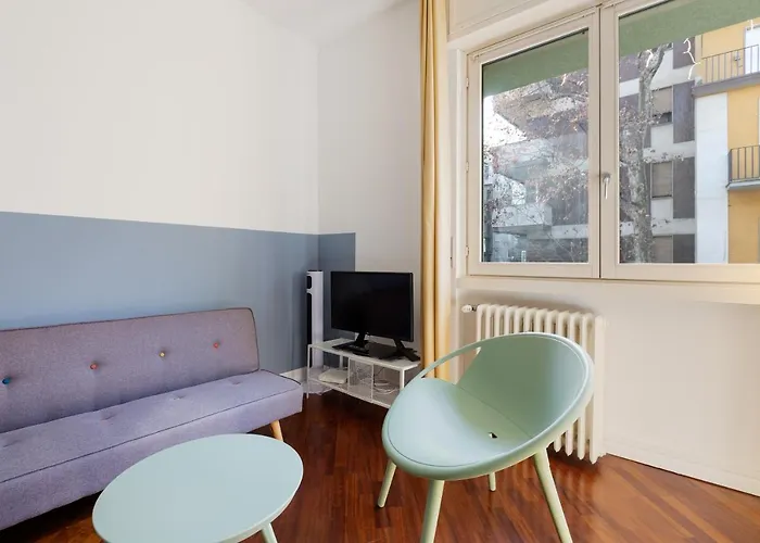 Guesthost - Near Piazza Firenze Apartmán *