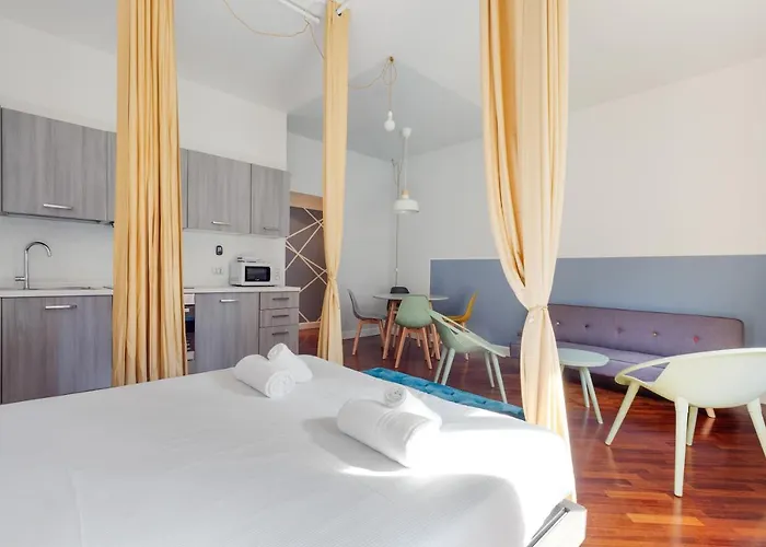 Appartamento Guesthost - Near Piazza Firenze