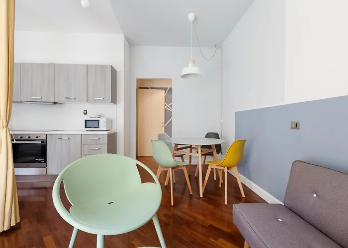 Guesthost - Near Piazza Firenze Appartamento *