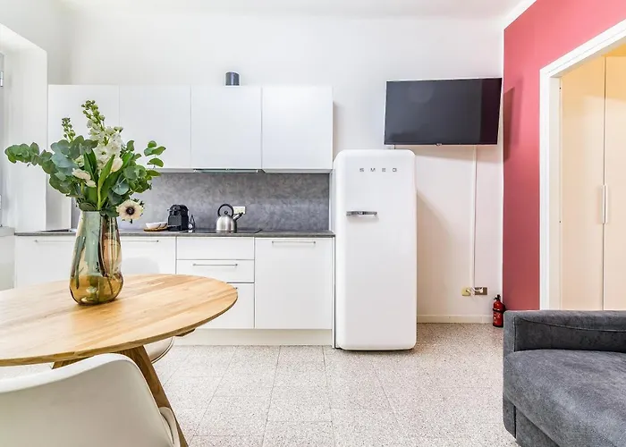 Beplace In Porta Garibaldi *