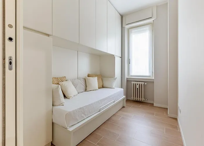 Bright In Citta Studi - 2 Balconies