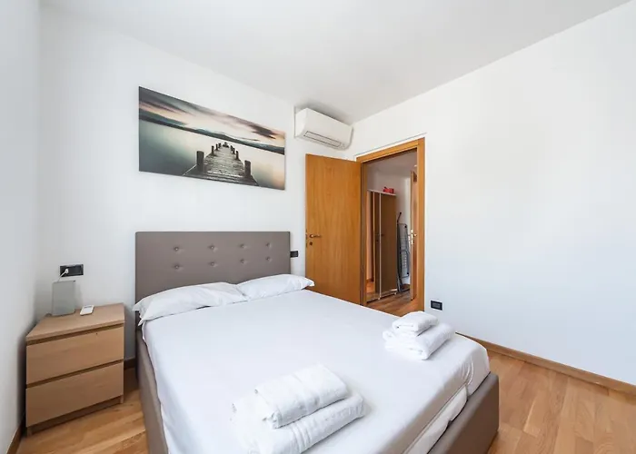 Cozy - Private Parking & Terrace *